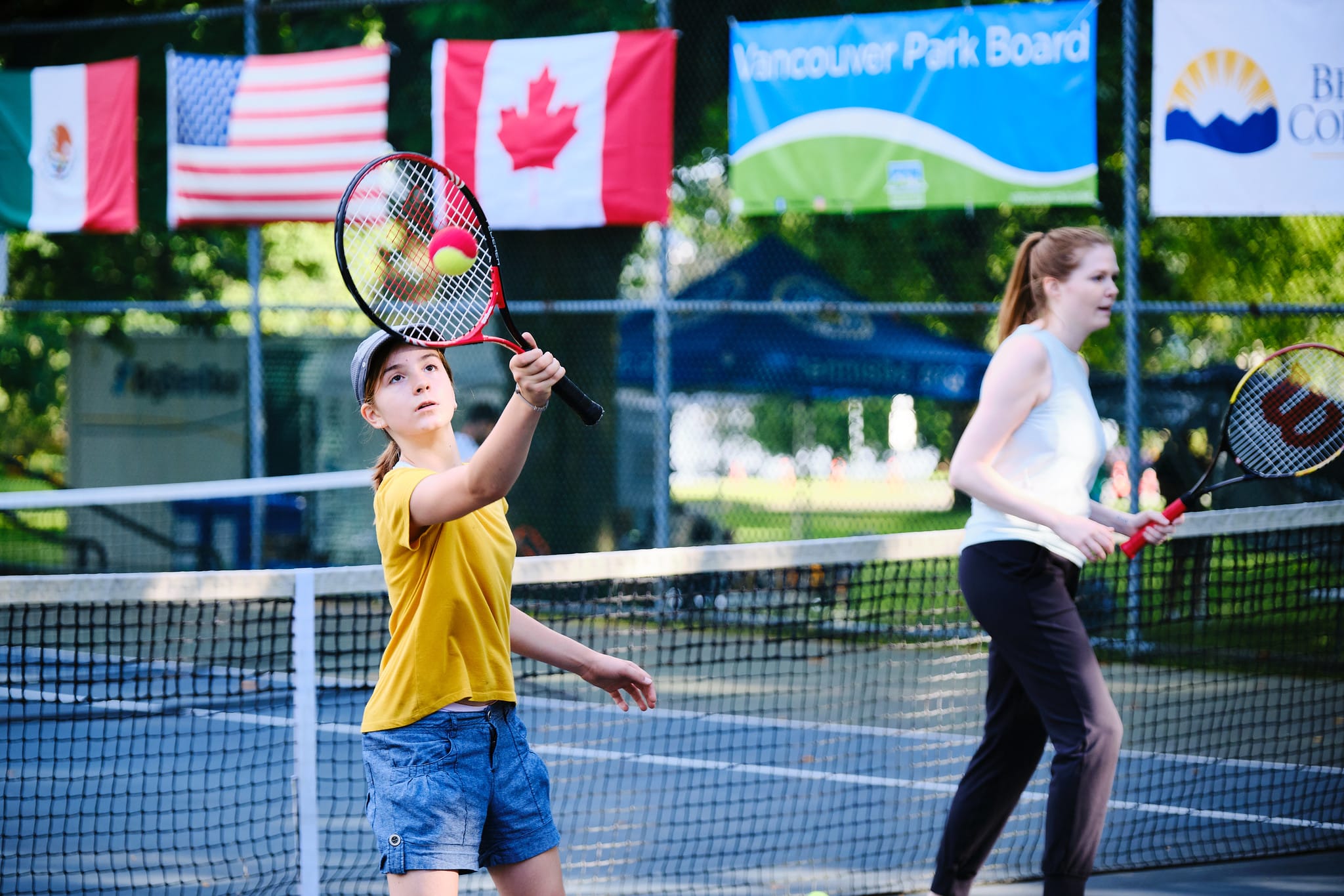 Leith Wheeler Stanley Park Open begins-with a Hit and Giggle!